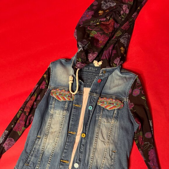 Mexican Embroidered Denim Jacket with Convertible Hood Bag – Modular & Unique - Picture 5 of 12